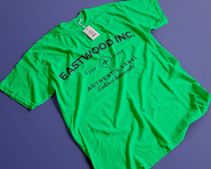 Free T-shirt Mockup PSD Template Free T-shirt Mockup PSD Template