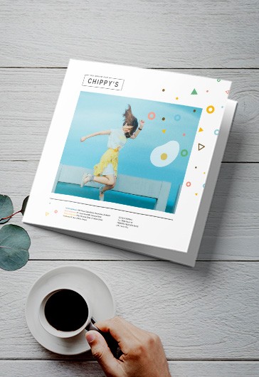 Brochure carrée